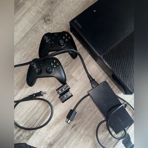 XBOX ONE BUNDLE